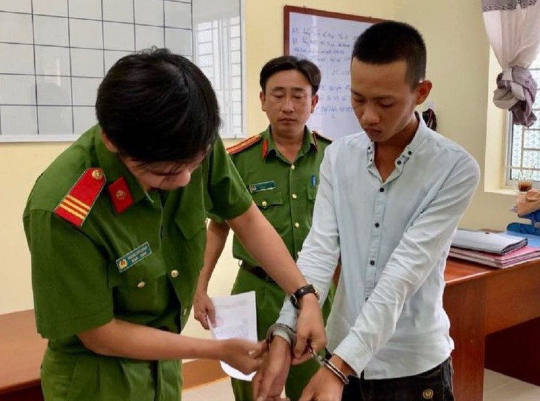 Bắt người trộm cắp tôm của ông Lê Duy Châu