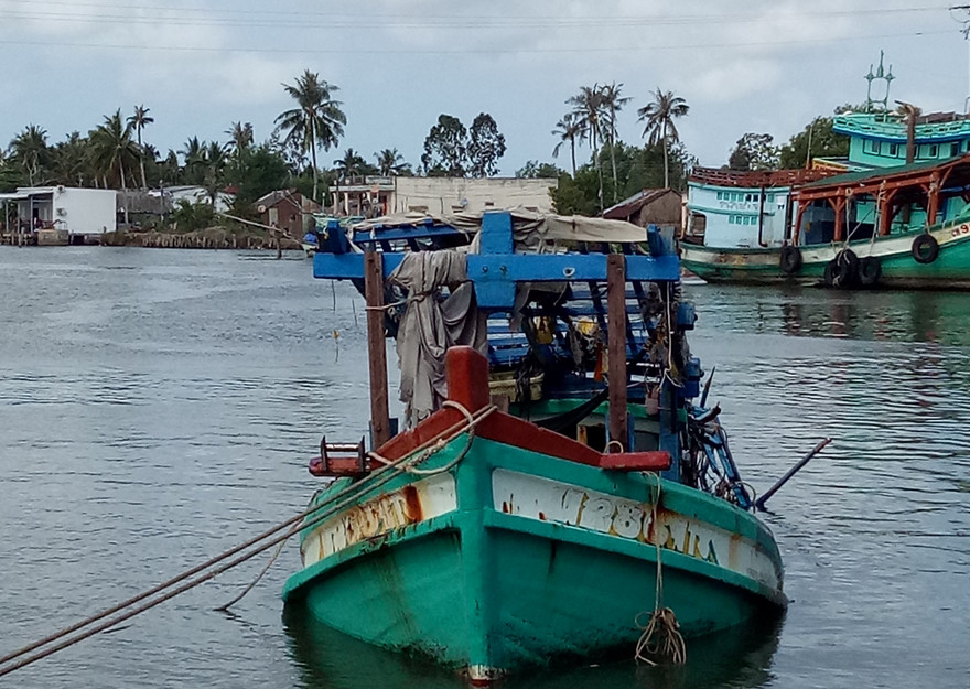 Tìm thấy chiếc tàu và thi thể 3 thuyền viên trên biển Cà Mau