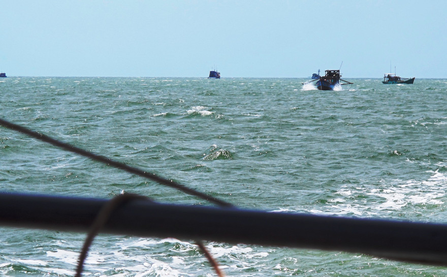 Hoạt động khai thác biển trên vùng biển Tây Nam Cà Mau (ảnh minh hoạ)