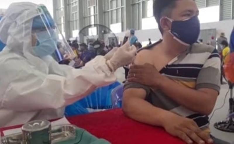 Hậu Giang: Số ca mắc COVID-19 giảm sâu, tiêm vắc xin mũi 3 cho hơn 570.000 người