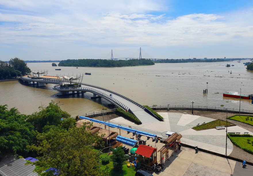 Cầu đi bộ Cần Thơ. Ảnh: Cảnh Kỳ