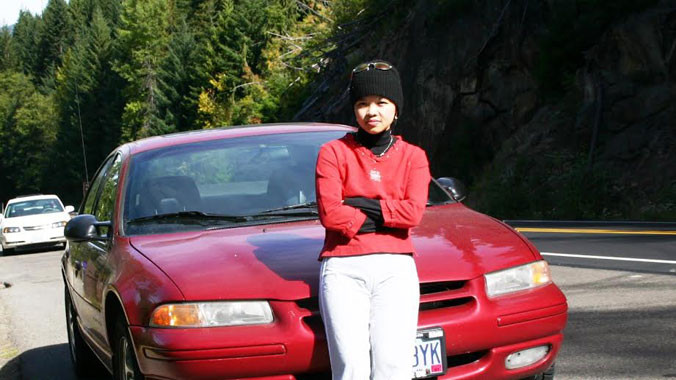 Tác giả Phan Việt và bìa cuốn sách mới của mình