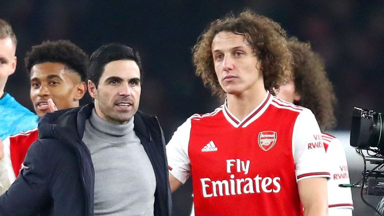 HLV Arsenal hết lời khen ngợi 'lão tướng' David Luiz 