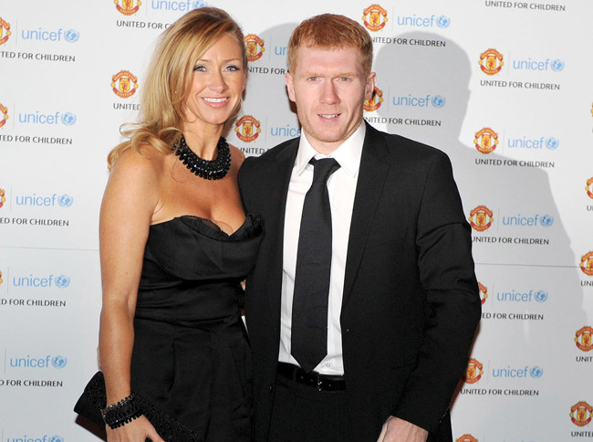 Scholes đã rao bán ngôi nhà sau khi chia tay người vợ