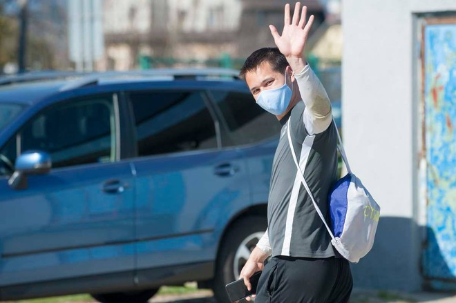 Filip Nguyễn đóng vai khán giả trong trận đấu hôm qua.