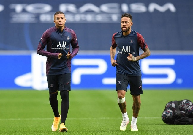 Mbappe đã sẵn sàng ra sân ở trận đấu rạng sáng mai