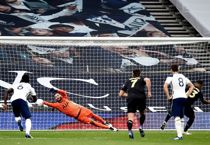 Tottenham phải nhận bàn thua đáng tiếc ở phút bù giờ