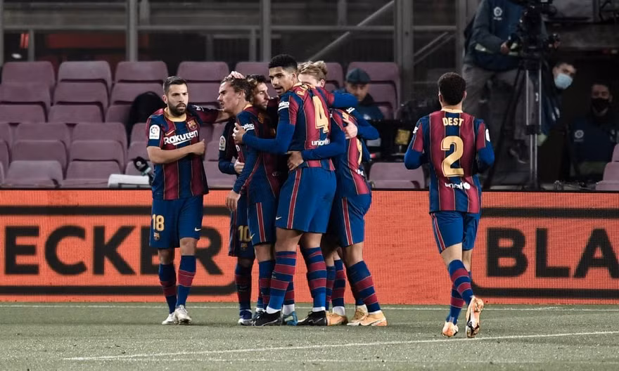 Đánh bại đối thủ, Barca trao ngôi đầu cho… Atletico