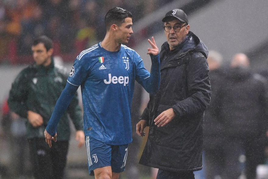 Ronaldo từng có mâu thuẫn với HLV Sarri.