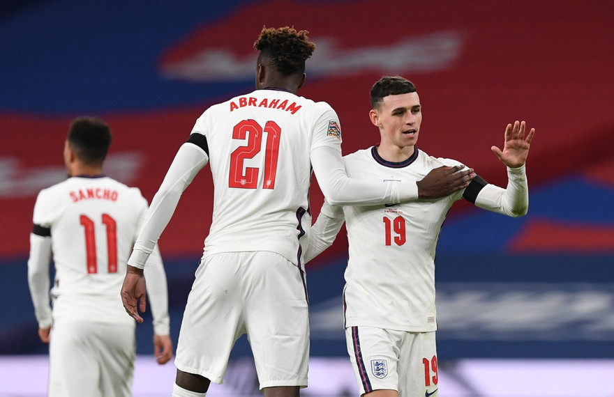 Tài năng trẻ nước Anh đi vào lịch sử sau trận đại thắng Iceland