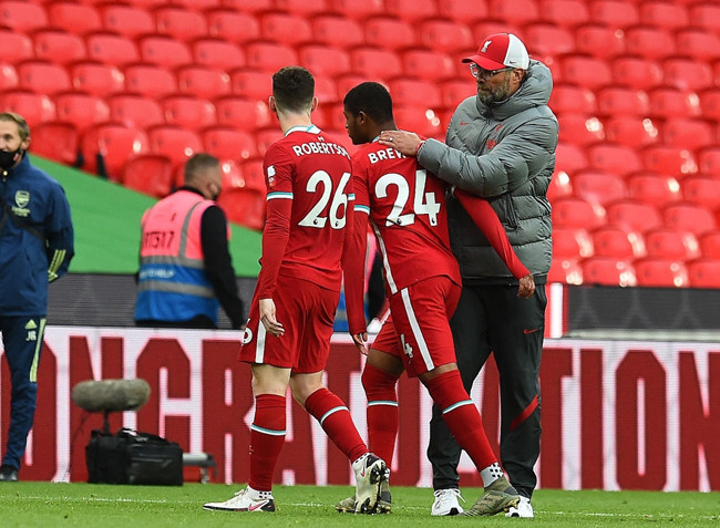 HLV Klopp nhận lỗi sau thất bại ở Siêu cúp