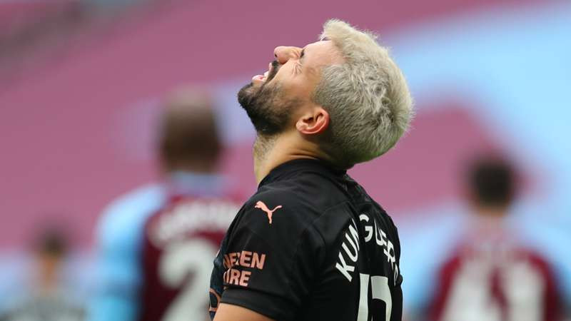 Sergio Aguero tiếp tục vật lộn với chấn thương.