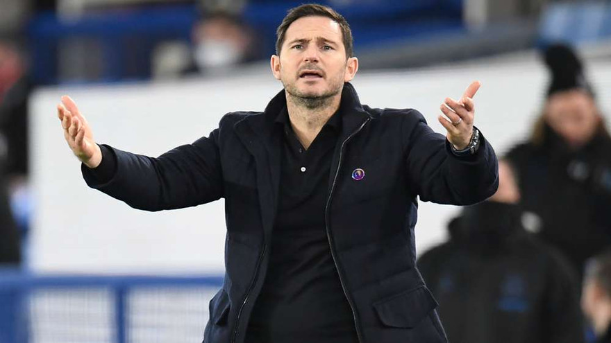 HLV Frank Lampard cho rằng các cầu thủ Chelsea mắc bệnh chủ quan.