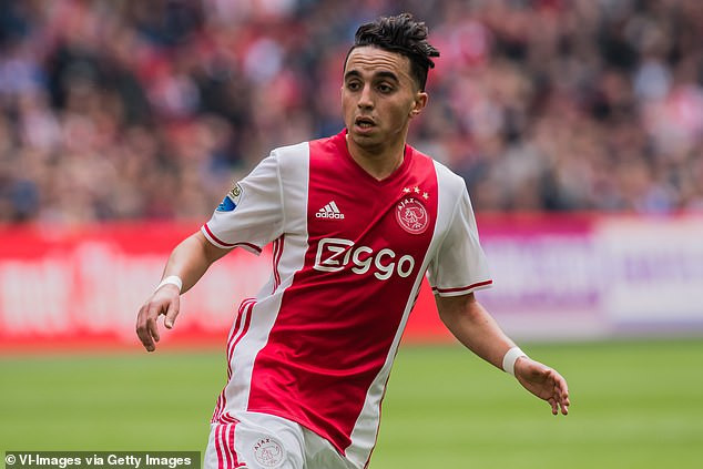 Abdelhak Nouri khi còn khỏe mạnh trong màu áo Ajax.
