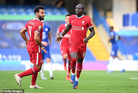 Sadio Mane lập cú đúp