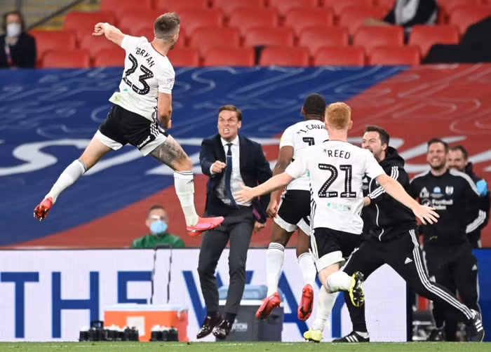 Fulham giành vé thăng hạng sau chiến thắng kịch tính