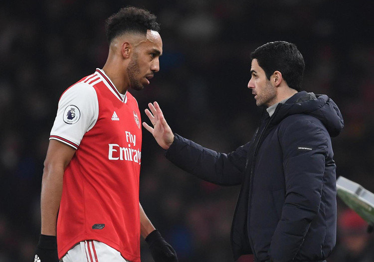 Aubameyang khó tái xuất ở trận derby với Chelsea