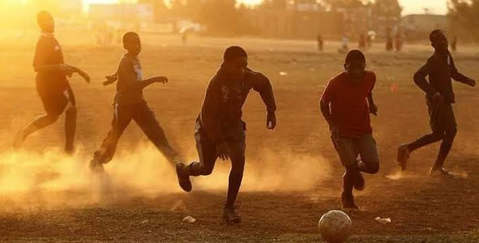 Cảnh một trận đấu nghiệp dư ở Uganda. Ảnh: Minh họa.