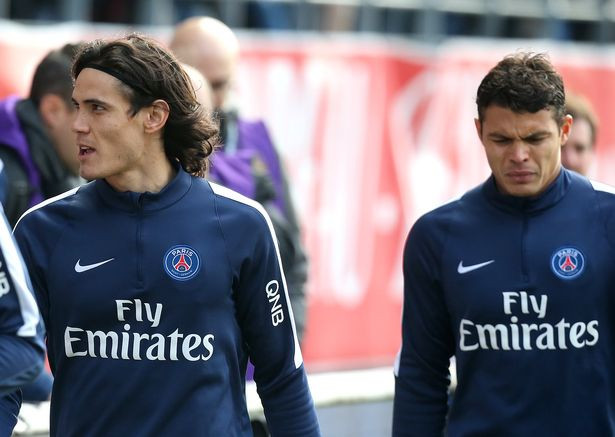 Cavani sẽ chơi trận ra mắt M.U, đối đầu với Thiago Silva? 