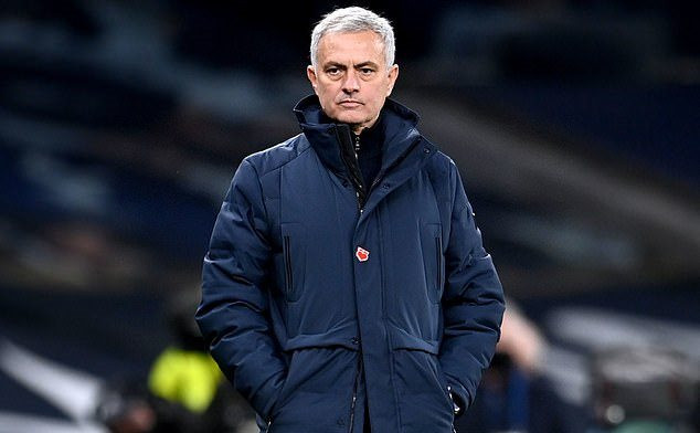 HLV Mourinho đã lường trước khó khăn ở sân Stoke City.