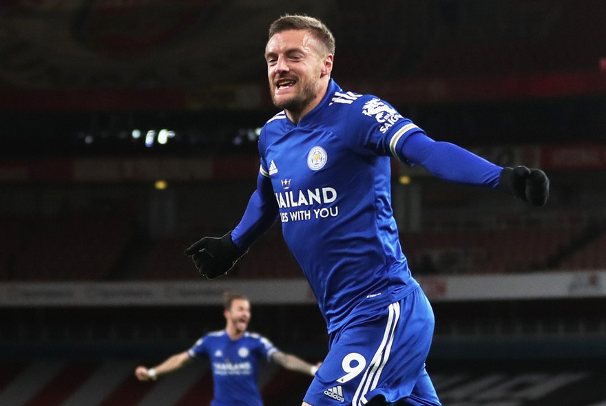 Jamie Vardy toả sáng mang về chiến thắng cho Leicester