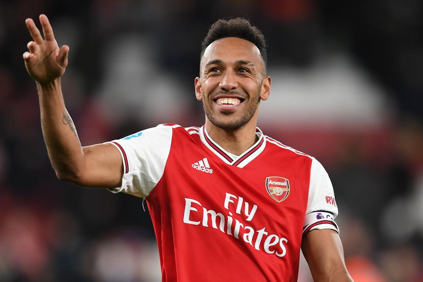 Pierre-Emerick Aubameyang đã có 20 bàn thắng ở mùa này.