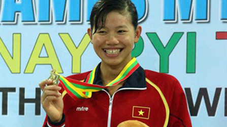 Ánh Viên phải đón Tết tại Mỹ