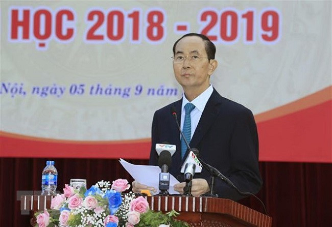 Chủ tịch nước Trần Đại Quang phát biểu tại Lễ khai giảng năm học 2018-2019 của trường Trung học phổ thông Chu Văn An, Quận Tây Hồ (Hà Nội), sáng 5/9. (Ảnh: Nhan Sáng/TTXVN) 