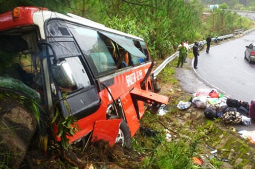 Hiện trường vụ tai nạn thương tâm