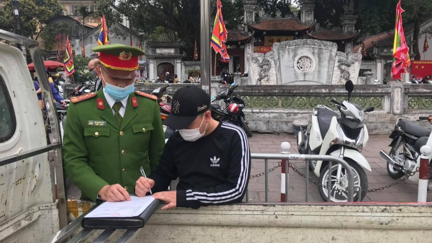 Xử lý các bãi xe sai phép. Ảnh minh họa