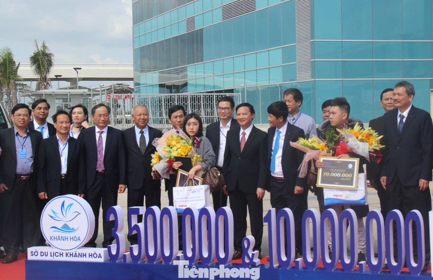 Khánh Hoà đón vị khách du lịch quốc tế thứ 3,5 triệu