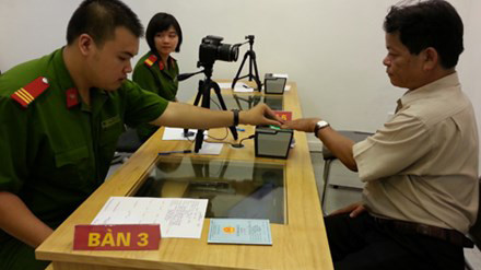 Gần 500 tỷ đồng để trang bị thiết bị, triển khai cấp CMND mới