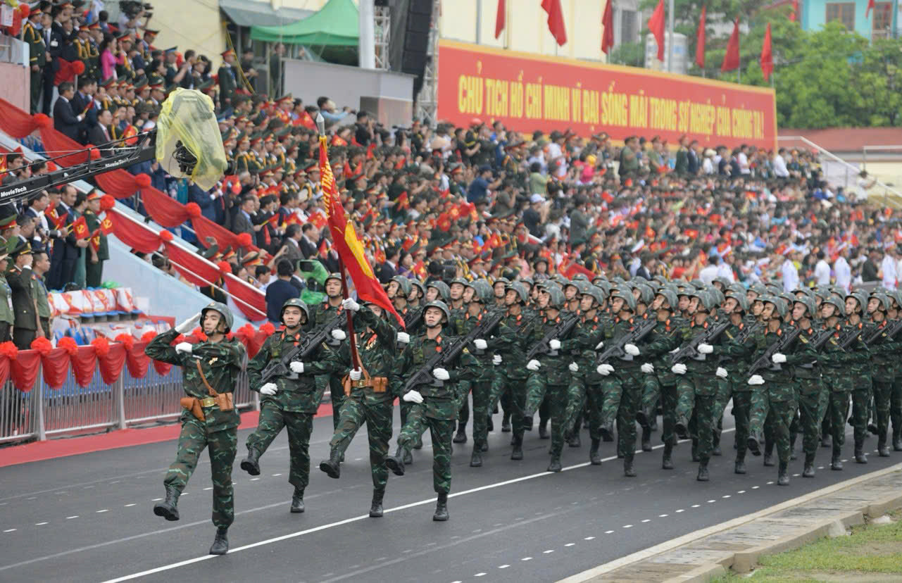 Lực lượng Công an tiên phong, gương mẫu trong thực hiện sắp xếp, tinh gọn tổ chức bộ máy. Ảnh: Như Ý