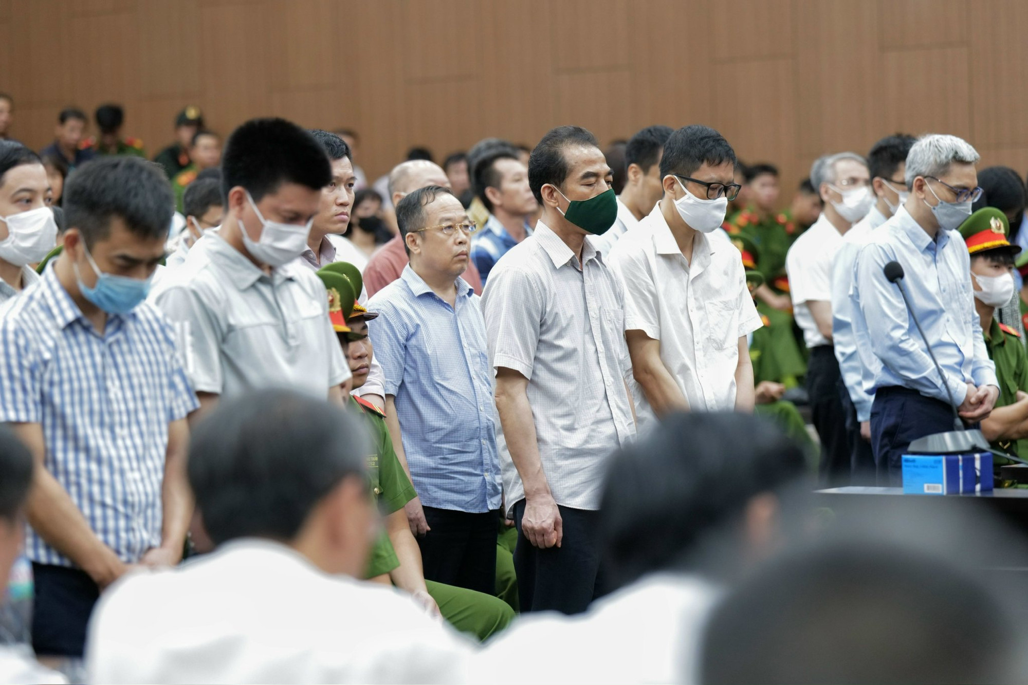 Phiên tòa "chuyến bay giải cứu" Phiên tòa "chuyến bay giải cứu"