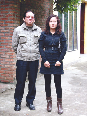 Kim Sơn và người vợ hiện nay. Kim Sơn và người vợ hiện nay