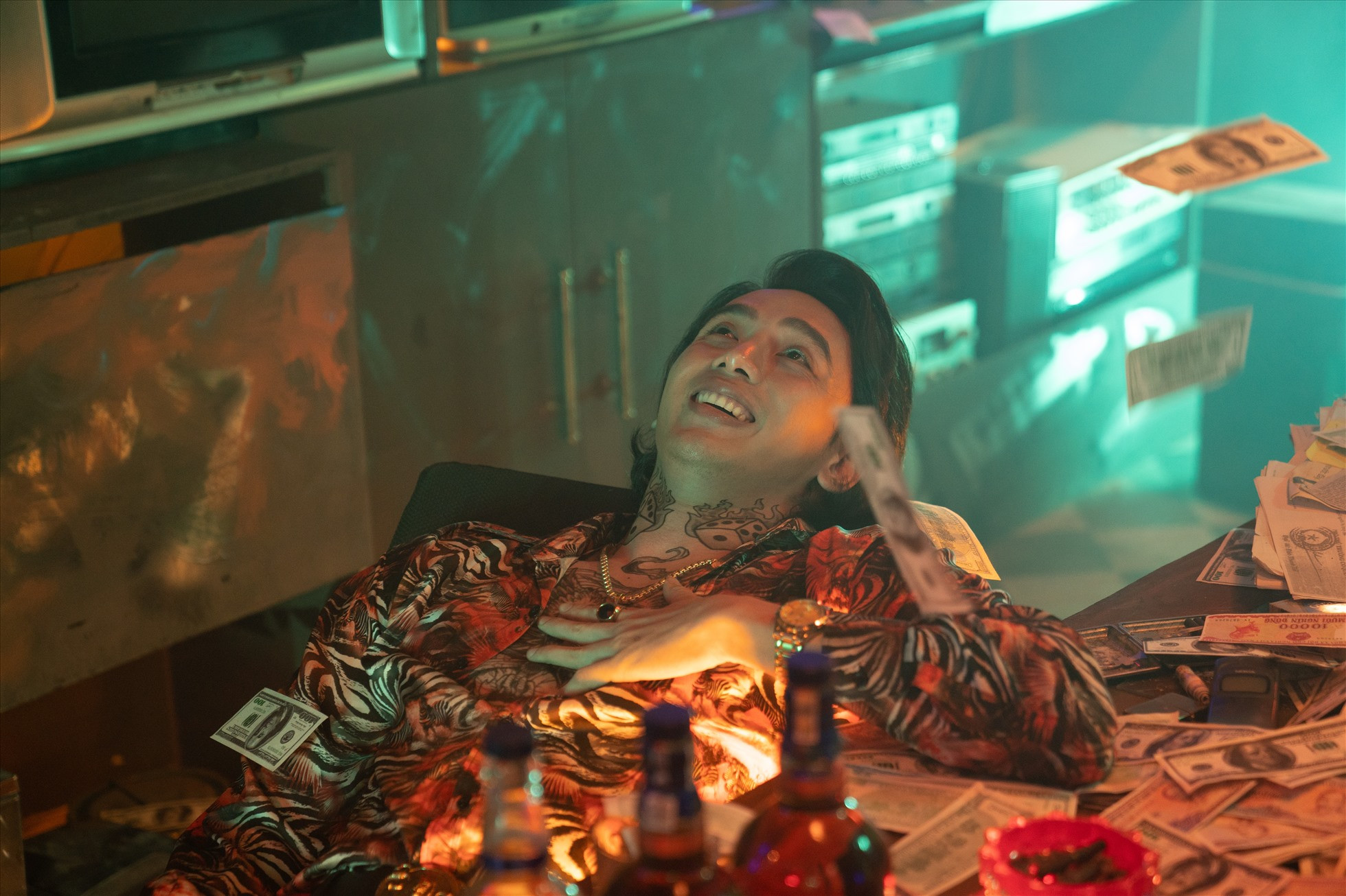 Thuận Nguyễn liên tục đóng chính trong các dự án điện ảnh.