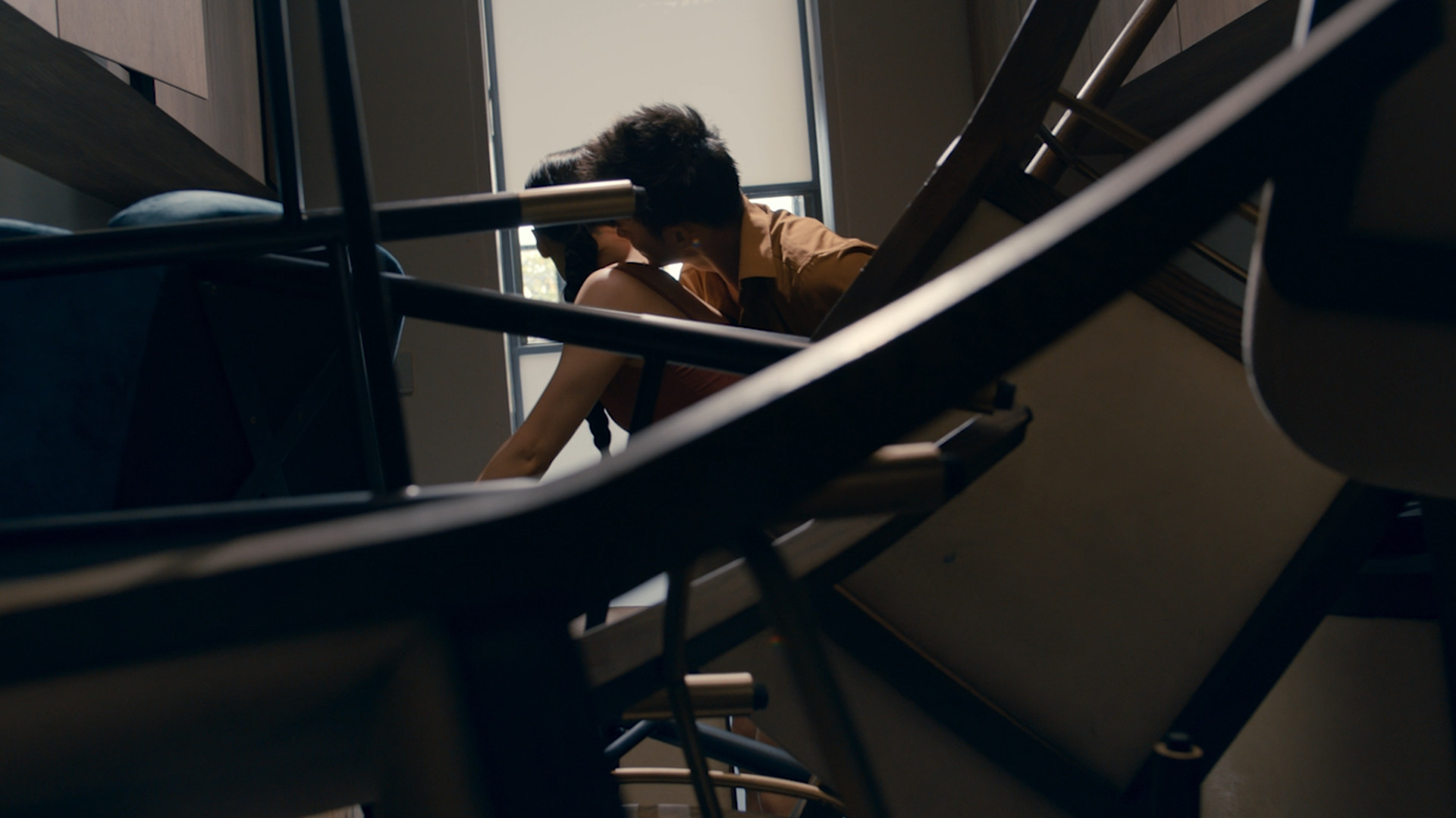 Chiếm đoạt ngập tràn cảnh nóng táo bạo. Chiếm đoạt ngập tràn cảnh nóng táo bạo.