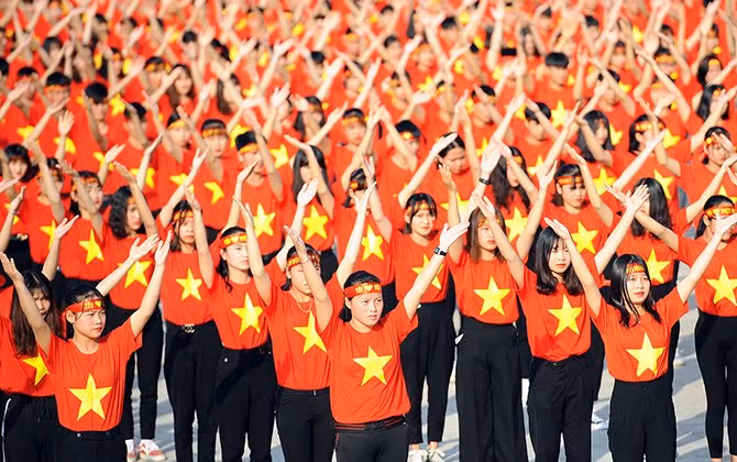 Bạn trẻ tham gia Hành trình Tôi yêu Tổ quốc tôi, tại Điện Biên, năm 2019. Ảnh: Dương Triều