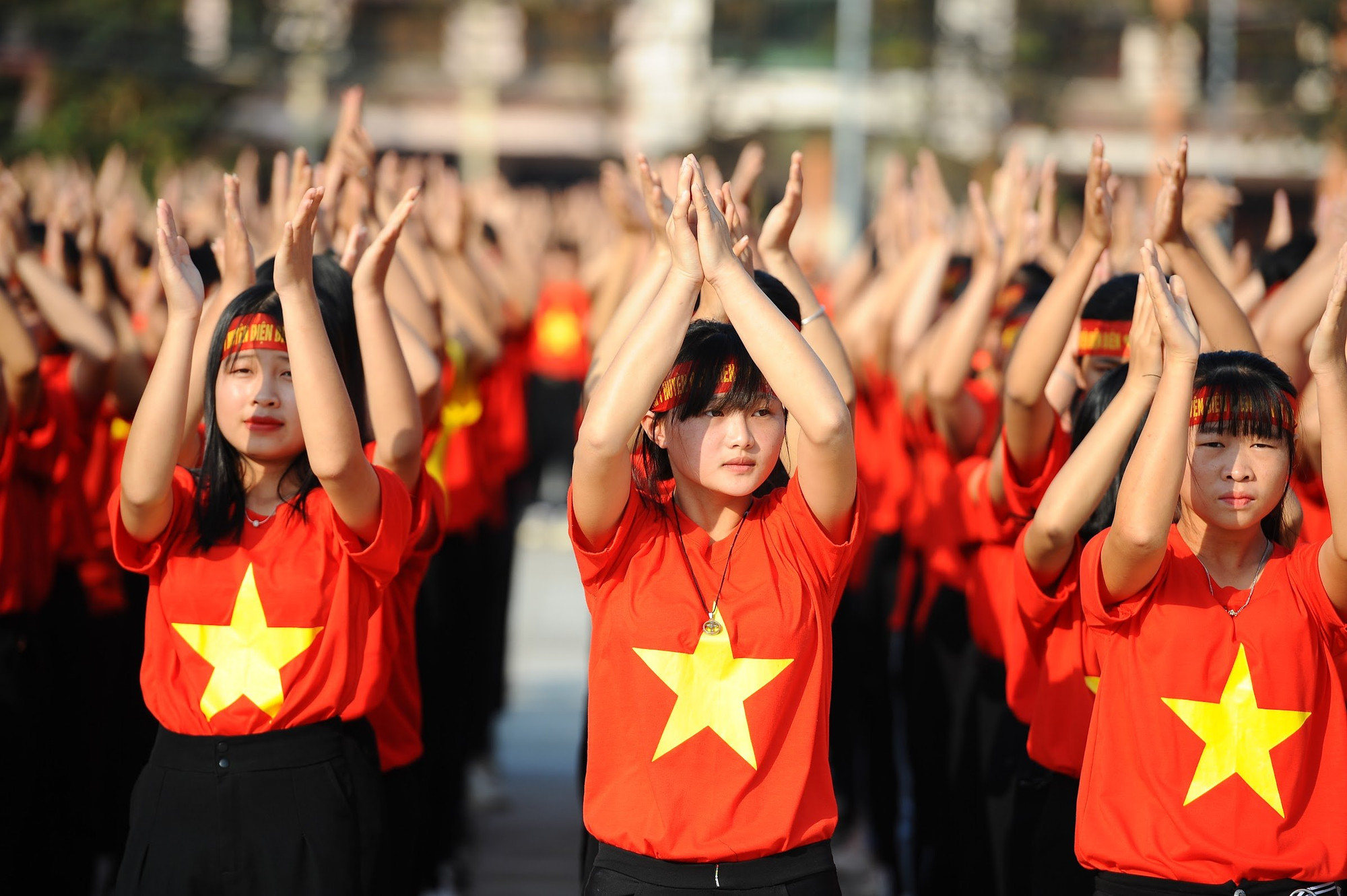 Bạn trẻ tham gia Hành trình Tôi yêu Tổ quốc tôi, tại Điện Biên, năm 2019. Ảnh: Dương Triều Bạn trẻ tham gia Hành trình Tôi yêu Tổ quốc tôi, tại Điện Biên, năm 2019. Ảnh: Dương Triều