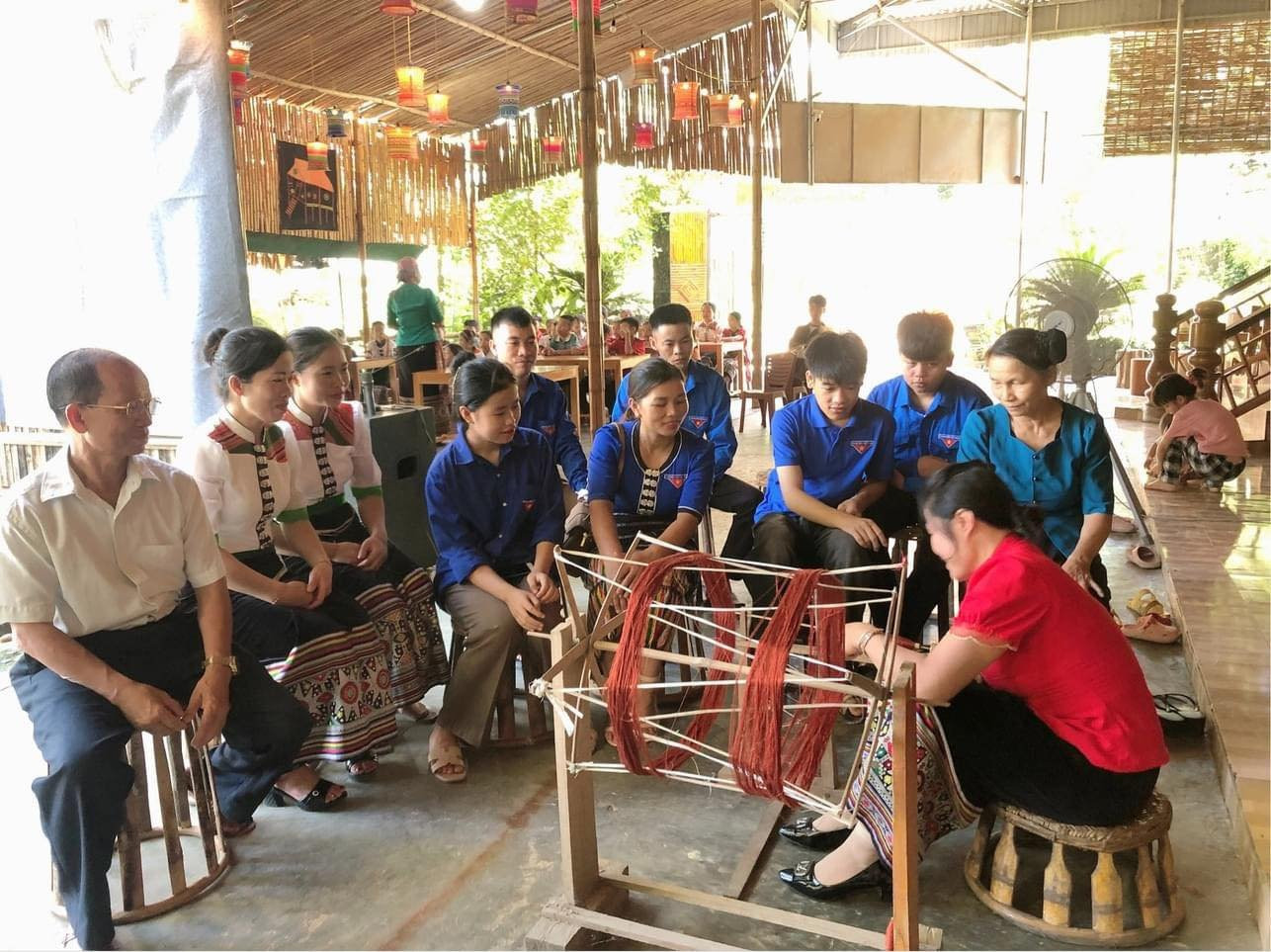 Lớp học văn hóa Thái của tuổi trẻ huyện Quỳ Châu, Nghệ An Lớp học văn hóa Thái của tuổi trẻ huyện Quỳ Châu, Nghệ An