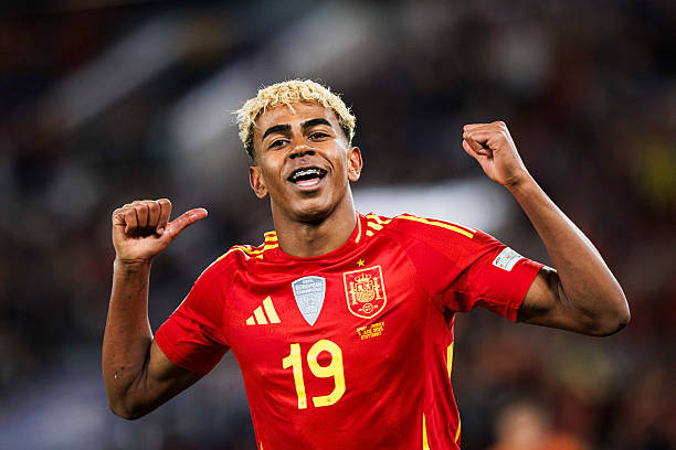 Lamine Yamal gửi thông điệp mạnh mẽ tới Quả bóng Vàng sau đại chiến Pháp vs  Tây Ban Nha | Báo điện tử Tiền Phong