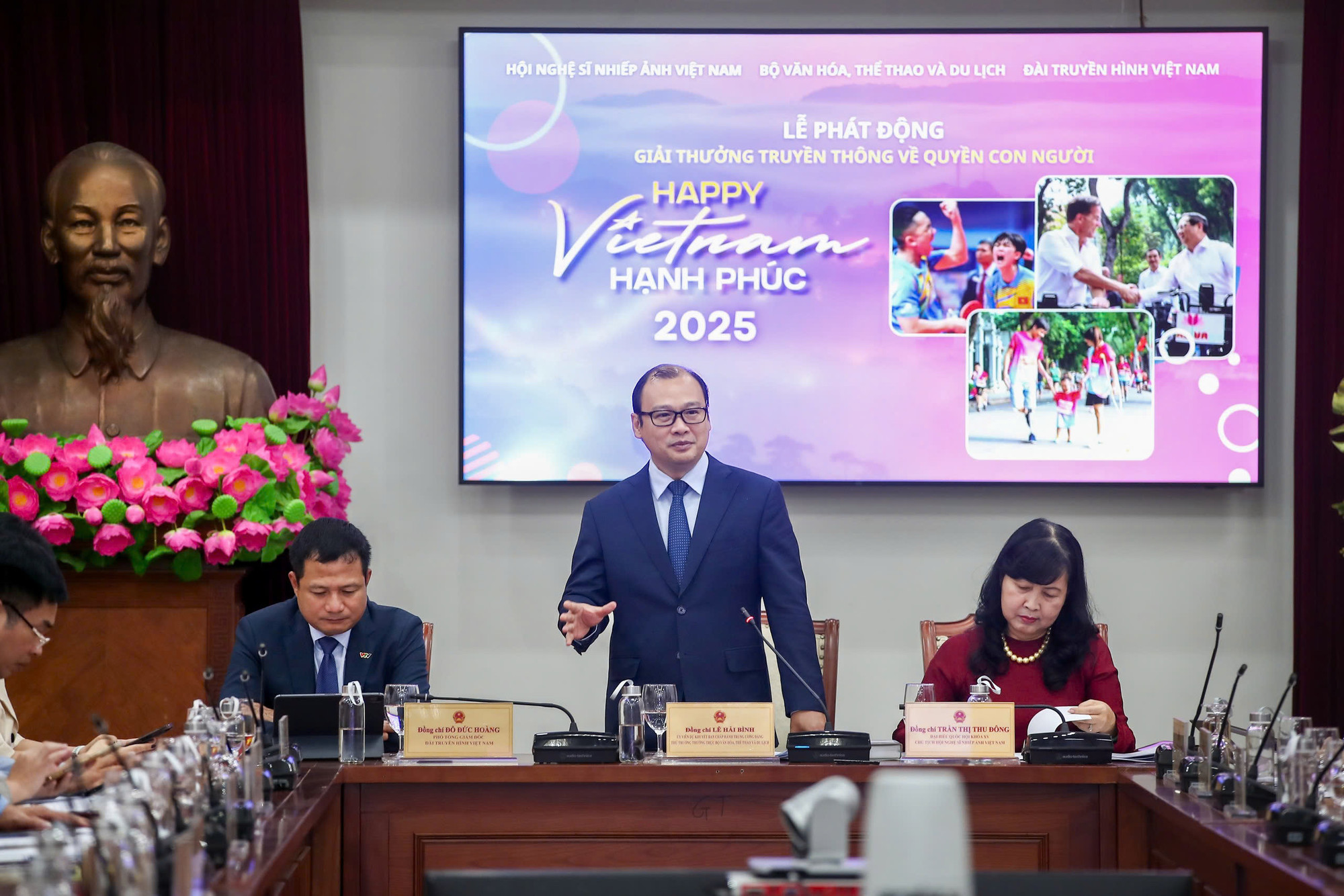 Image hình ảnh hình ảnh hình ảnh hình ảnh hình ảnh hình ảnh Trần Thị Thu Thảo - Lan tỏa câu chuyện về Việt Nam hạnh phúc bằng hình ảnh | Báo điện ...