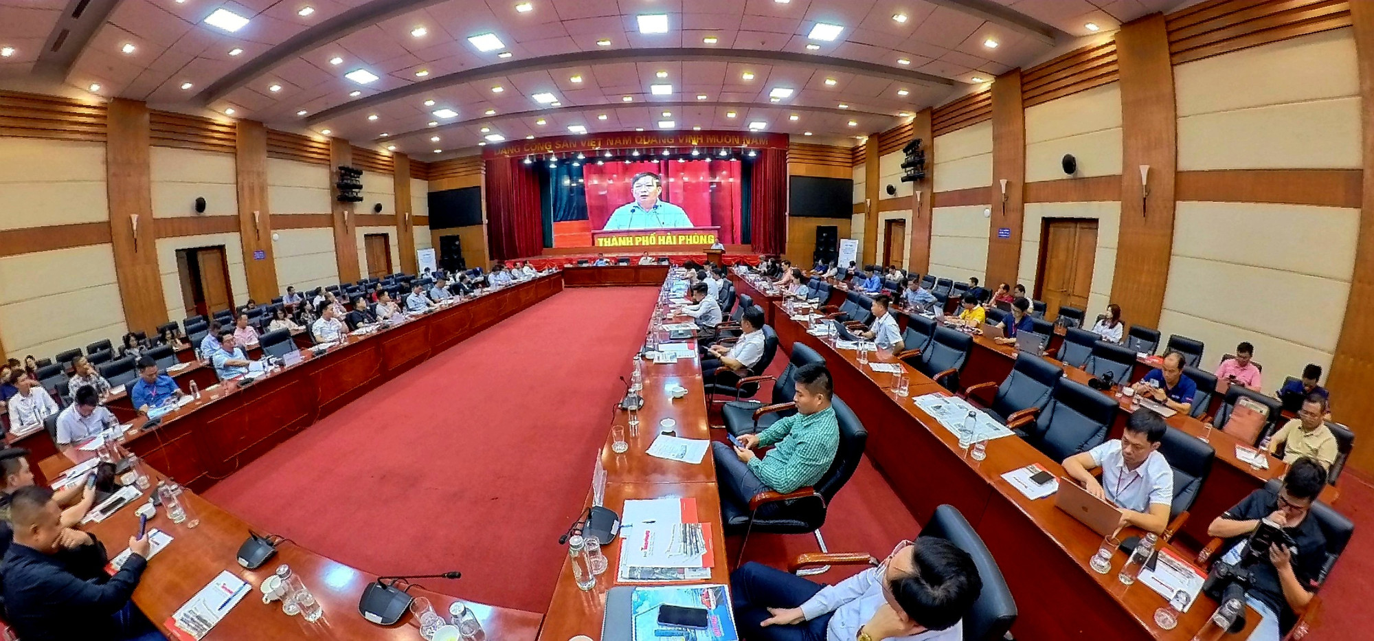 Hội thảo “Hiện thực hóa quy hoạch TP Hải Phòng, bứt phá thị trường bất động sản”. Ảnh: Mạnh Thắng Hội thảo “Hiện thực hóa quy hoạch TP Hải Phòng, bứt phá thị trường bất động sản”. Ảnh: Mạnh Thắng