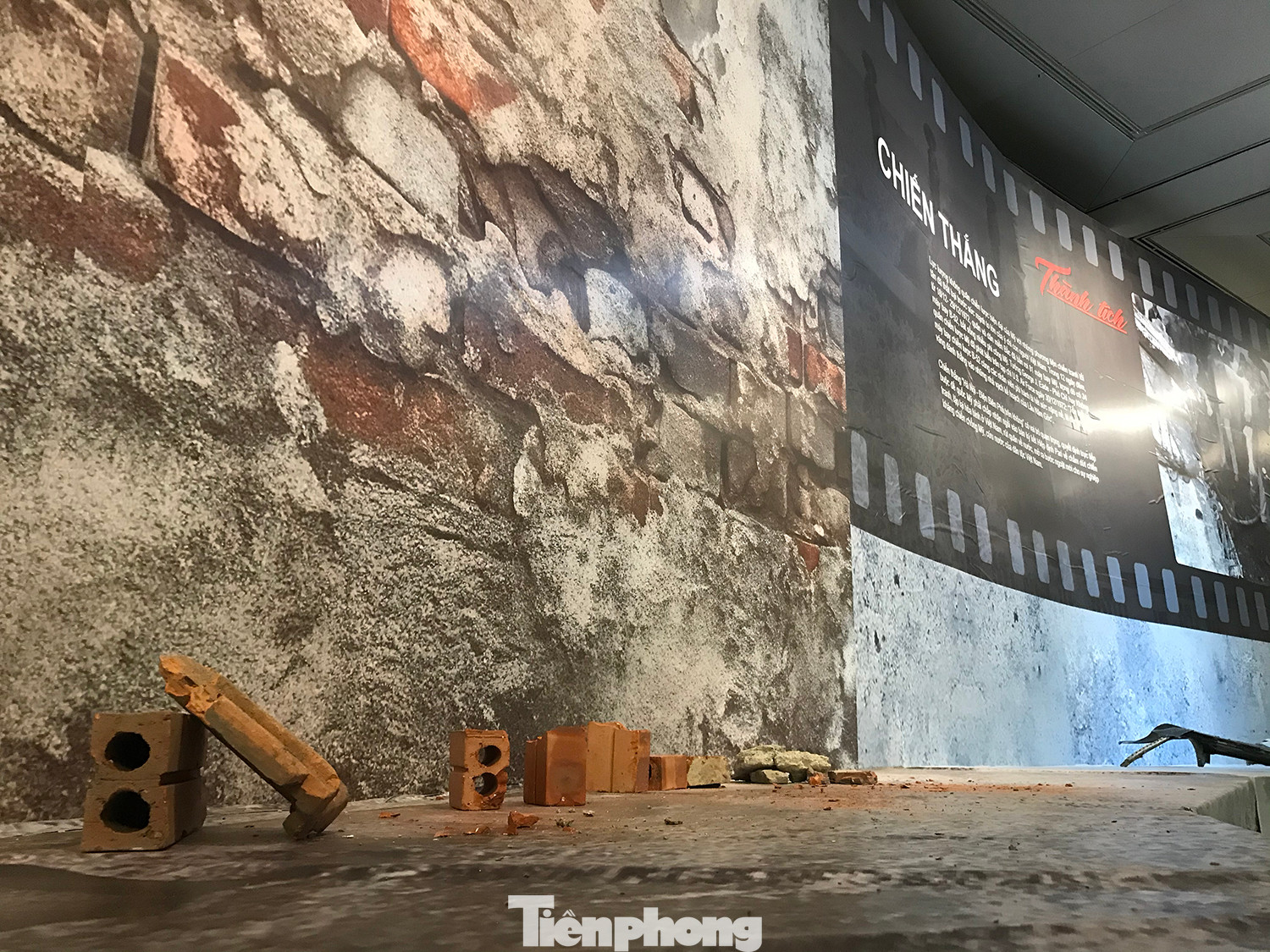 Những hình ảnh, tư liệu về Thủ đô. Ảnh: Trường Phong.