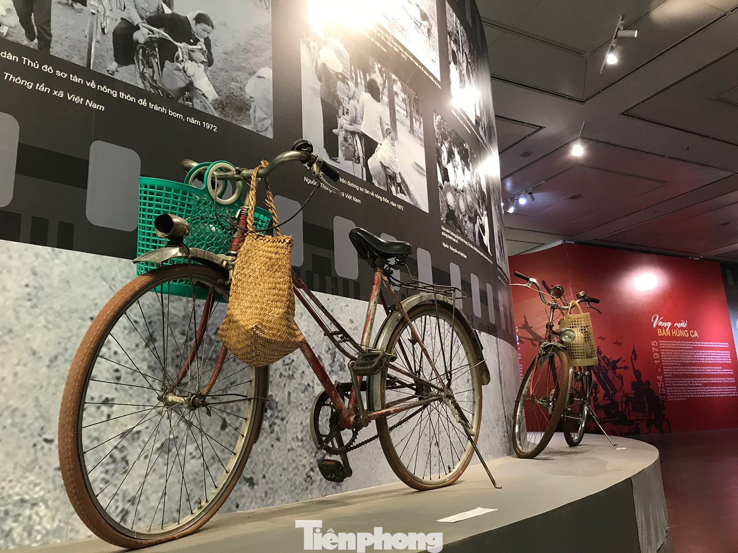 Những hình ảnh, tư liệu về năm tháng hào hùng trong kháng chiến của quân, dân Thủ đô. Ảnh: Trường Phong.