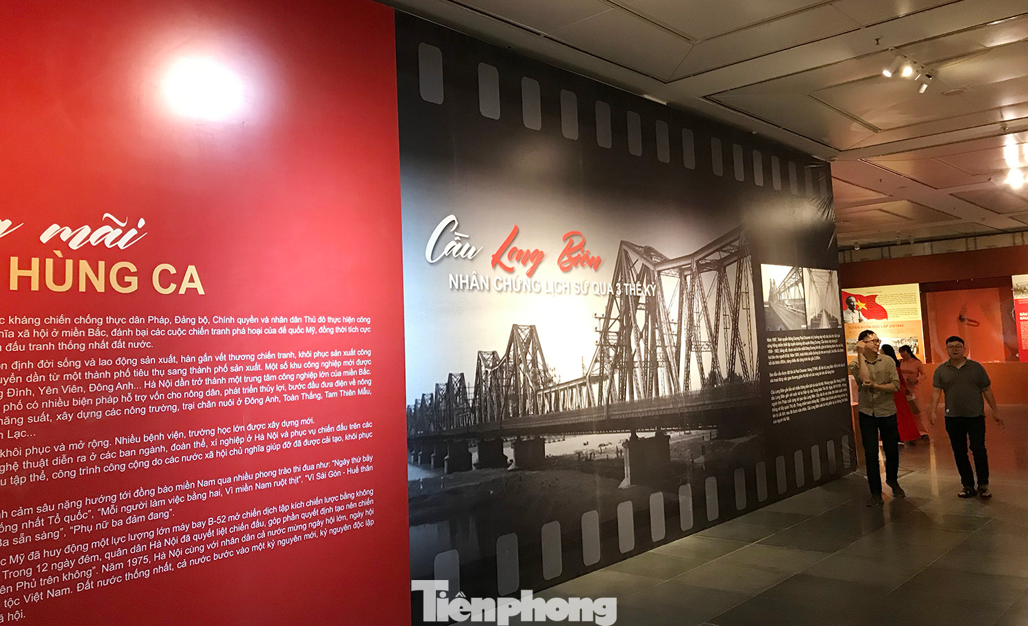 Hà Nội cùng với cả nước đã trải qua nhiều đau thương, mất mát để có được ngày toàn thắng, thống nhất đất nước. Ảnh: Trường Phong.