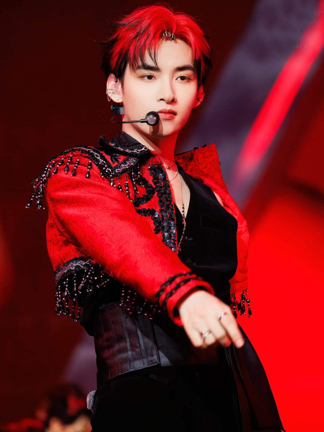 Hùng Huỳnh chịu ảnh hưởng lớn từ các thần tượng Kpop.