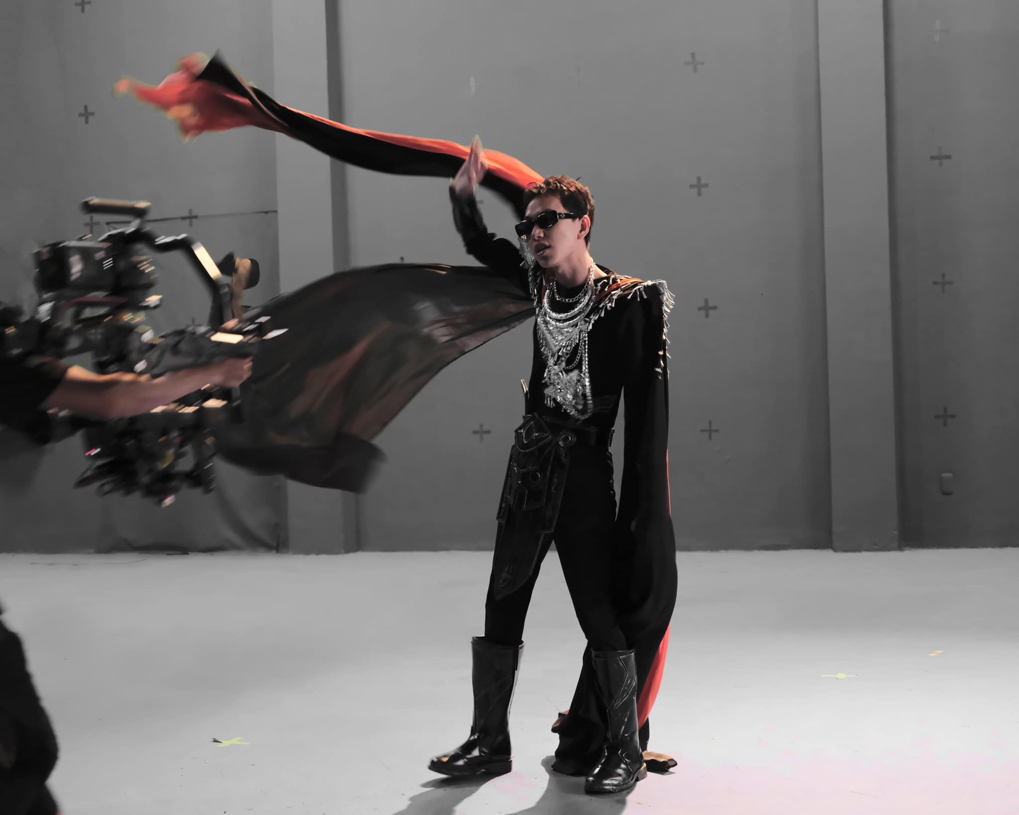 Double2T được góp mặt trong sản phẩm của Divo nhạc Việt.