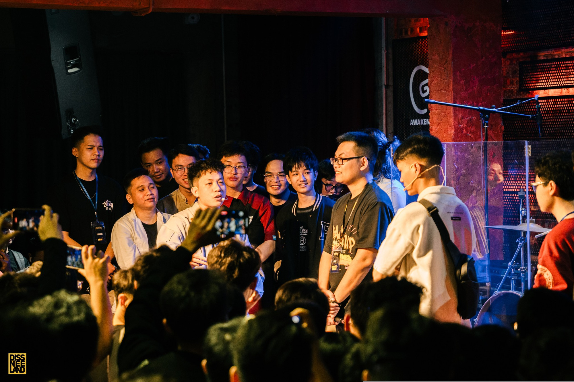 MC ILL cầu thị xử lý vụ việc để hạn chế tranh cãi.