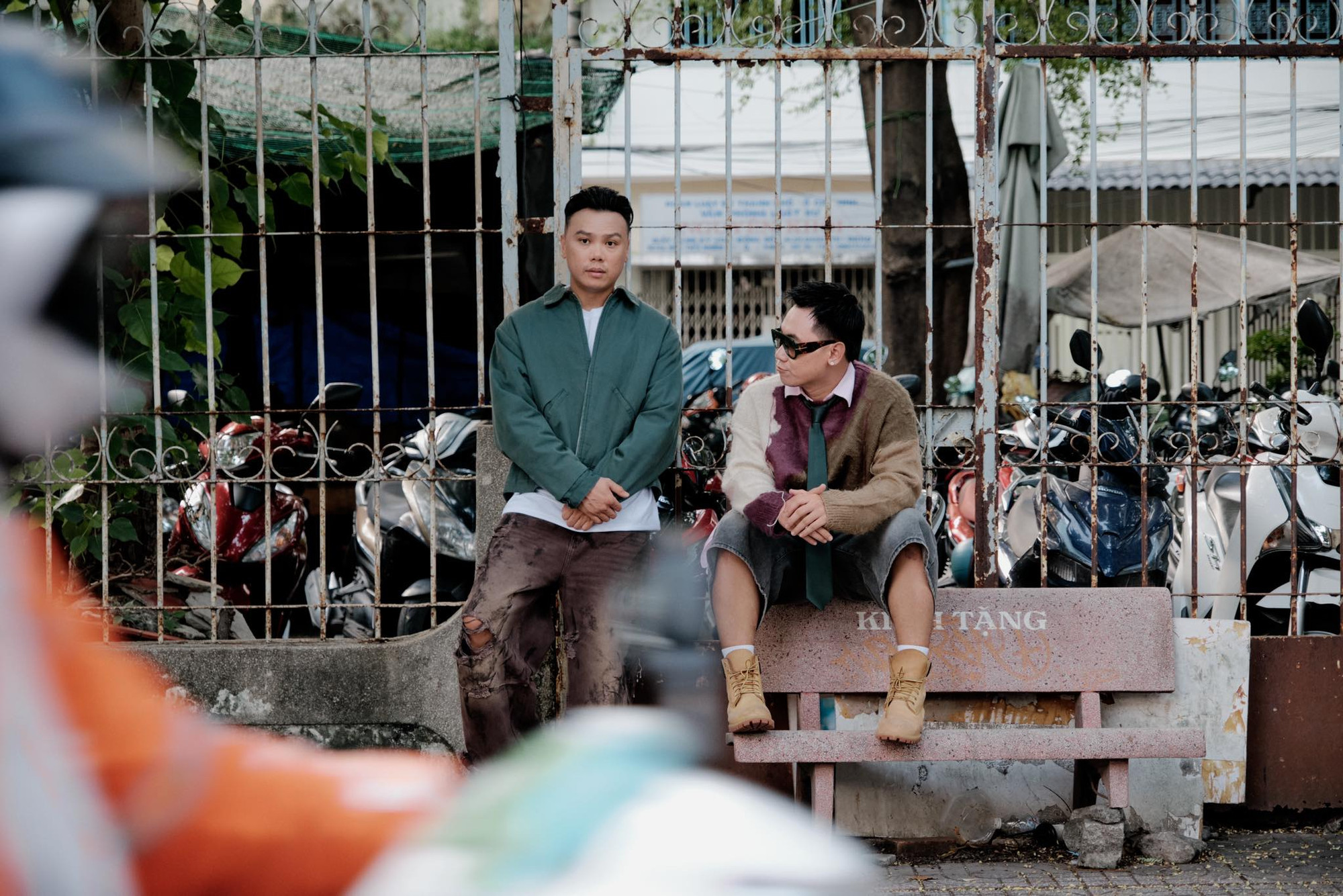 Huỳnh Công Hiếu lần đầu kết hợp với Thái VG.